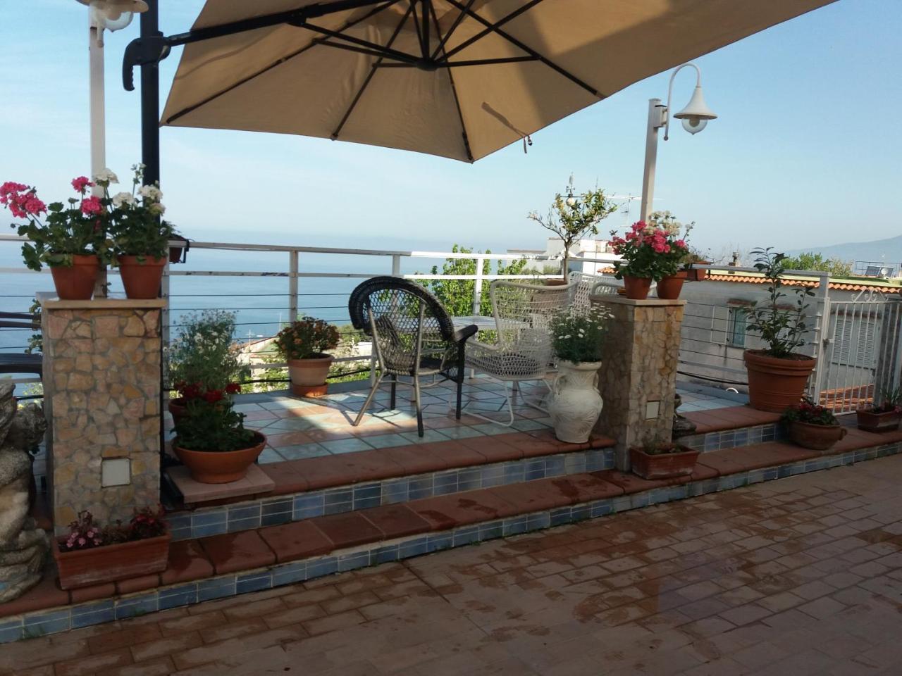 Garden On The Sea Bed and Breakfast Vico Equense Exterior foto